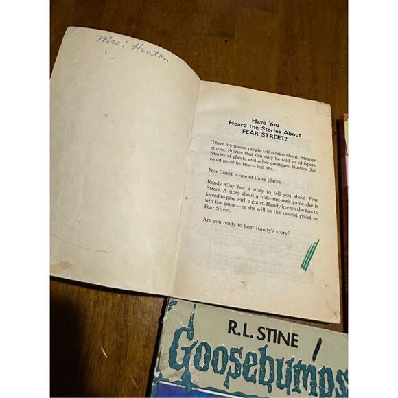 Vintage 90s R.L Stein Goosebumps Book Lot of 6 Hide and Shriek Horror Land - Picture 5 of 10